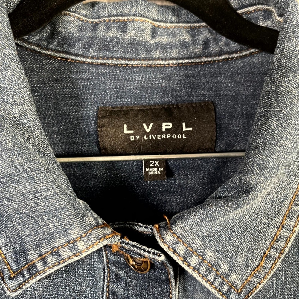 VPL Women's Dark Blue Denim Jacket - Picture 3 of 9